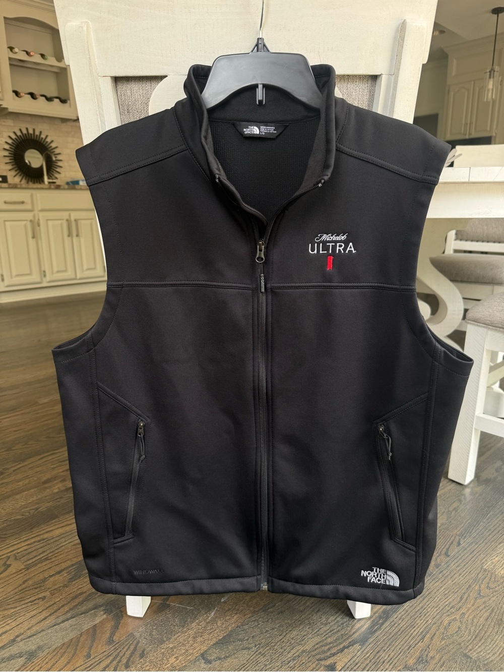 The North Face Men's Black WINDWALL Softshell Vest w Michelob Ultra Logo Golf